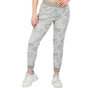 New We Wander Camo Print Fleece Skinny Leg Joggers Sweatpants Grey Size Medium